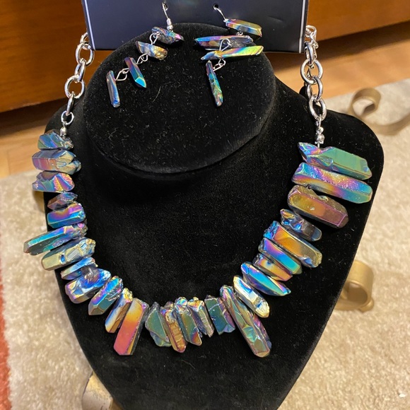 Necklace - Picture 3 of 3